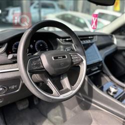 جیپ گراند شیرۆکی